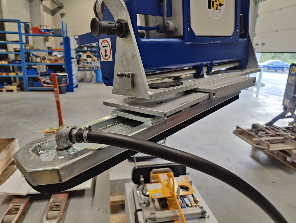 Vacuüm Hefsysteem Type NKDD met Oplaadbare Batterij CE - voor lage Wisselbare Zuignap naar keuze (zuignap niet inbegrepen in de prijs)