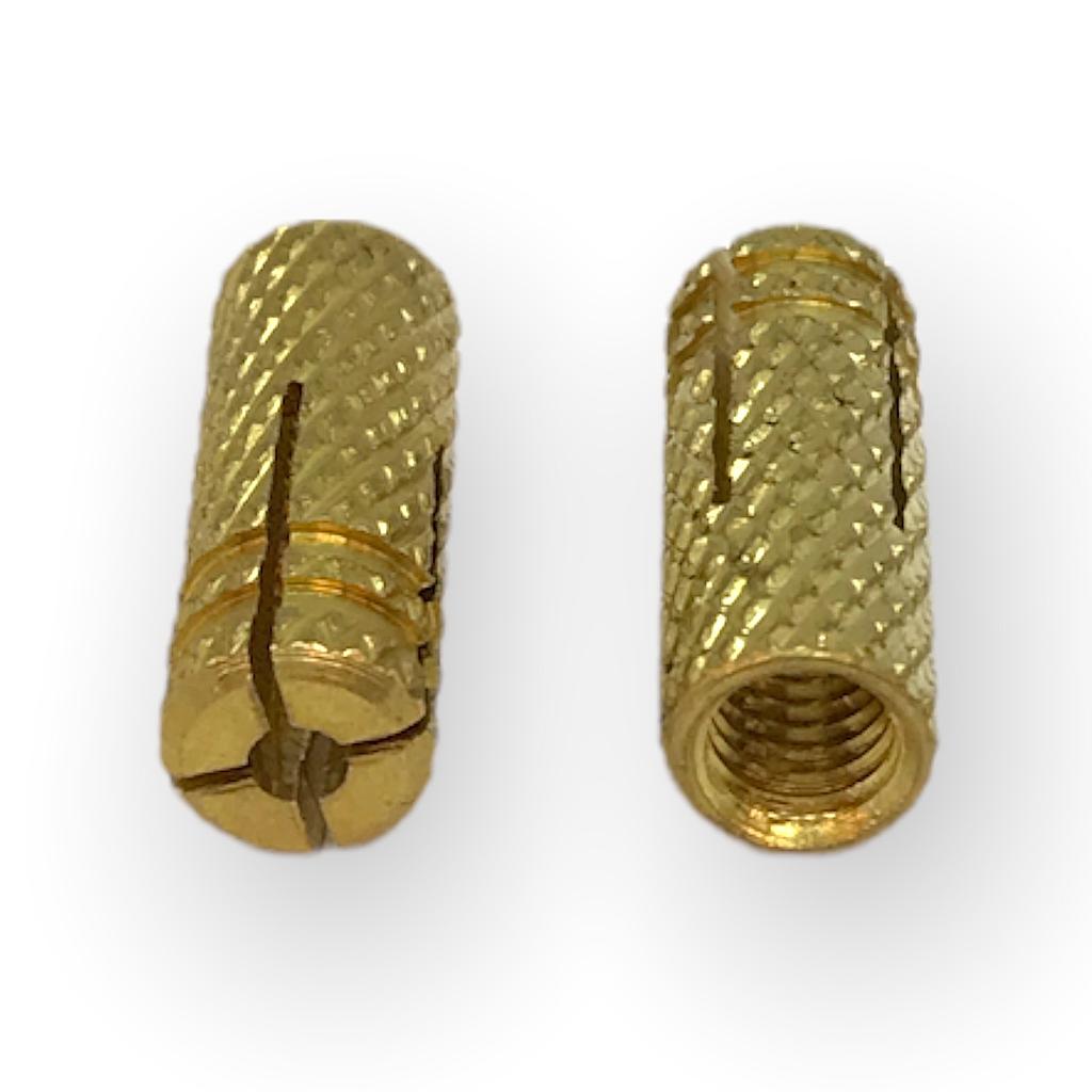 Plug Messing (per 100 pieces)