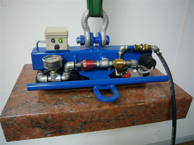 Vacuum Lifting System Type WG.5Y on Air - Suction Cup 660 x 160 mm Hard - Including CE Alarm System