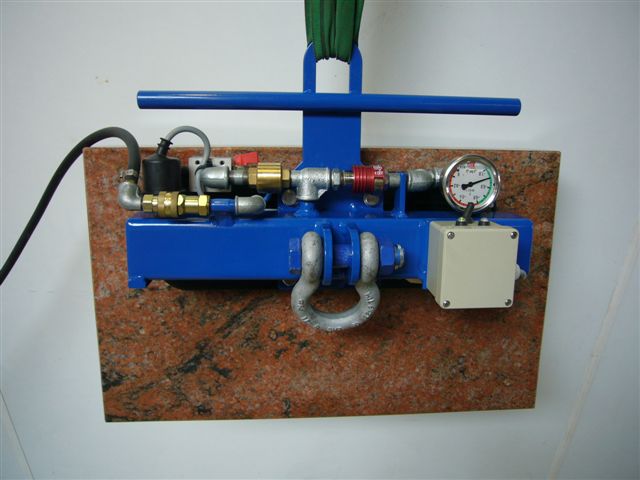 Vacuüm Hefsysteem Type WG.5Y op Perslucht - zuignap 550 x 220 mm Zacht - 300kg - Inclusief CE  Alarmsysteem